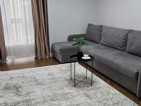 Apartment 77 с панорамными окнами вид на горы
